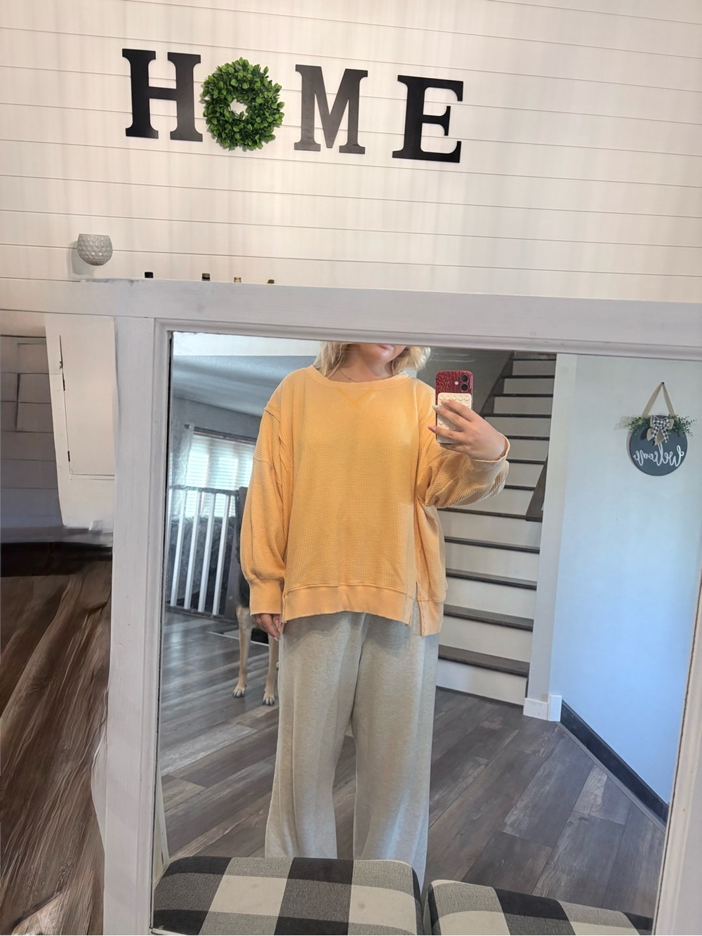 American Eagle Outfitters Oversized Sweatshirt in Mustard Yellow
